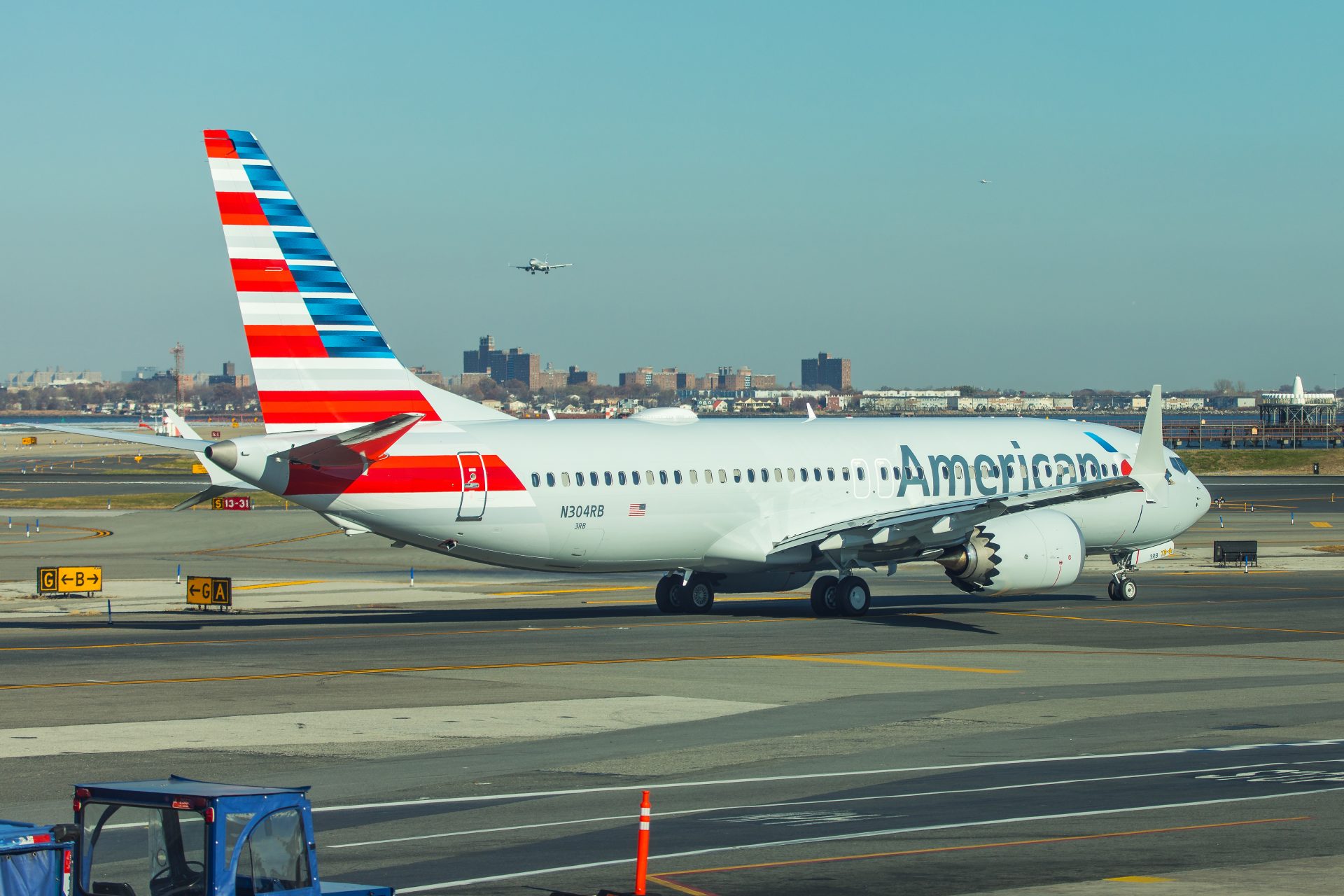 American 737 MAX 8