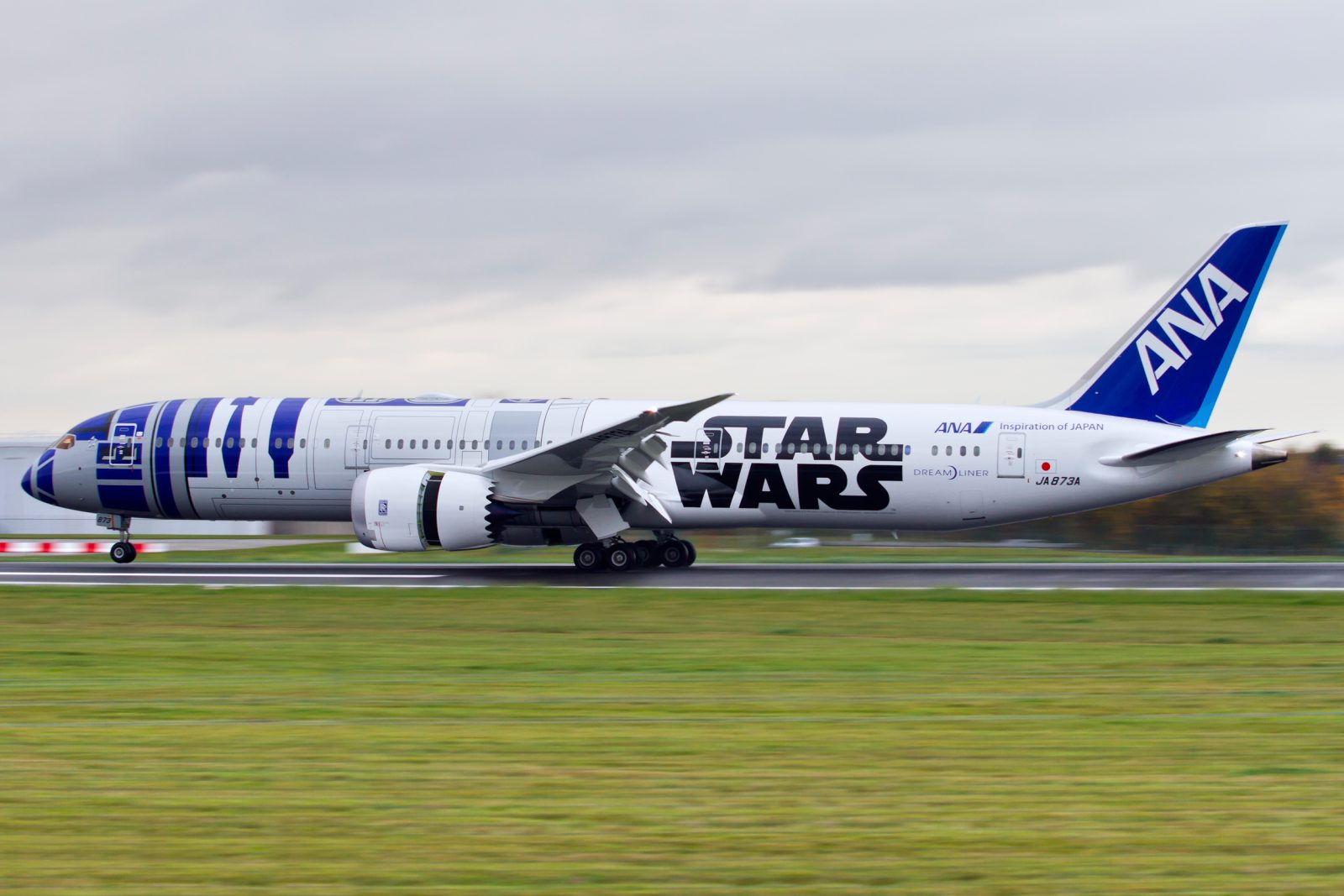 ANA to Retire Star Wars Jets After Decade-Long Run