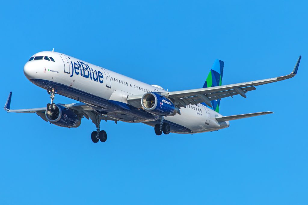 JetBlue To Include FullSize CarryOns in Basic Fares