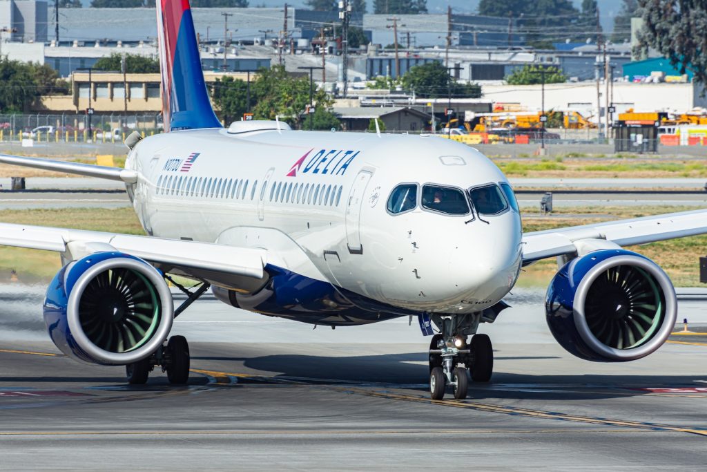 A Delta A220