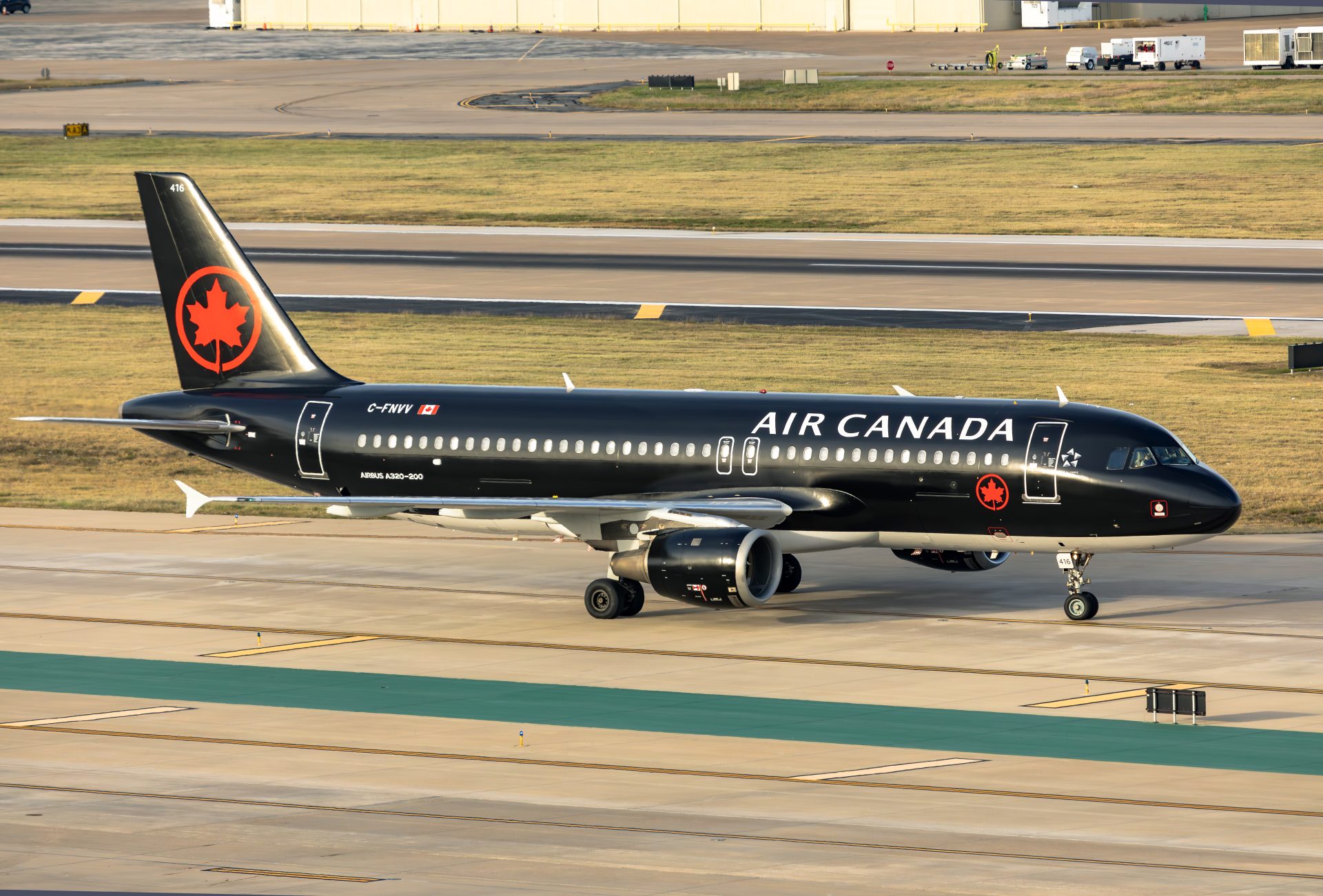 Air Canada Jetz Airbus A320-211 C-FNVV 11-5-23