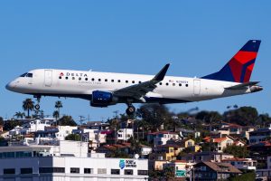 A SkyWest E175 operating for Delta Connection