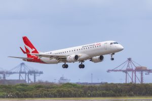 A QantasLink Embraer E190