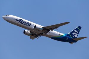 Alaska 737-900 aircraft