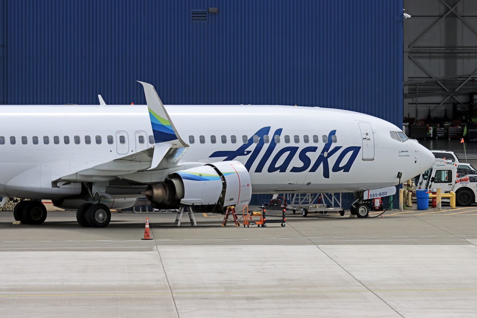 Alaska Boeing 737-800