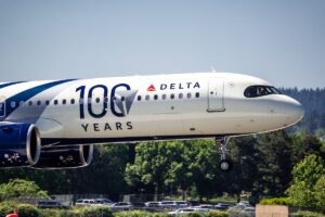 A Delta A321neo in the airline's 100-year special livery