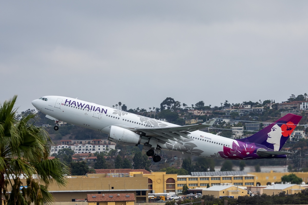 A Hawaiian Airbus A330-200