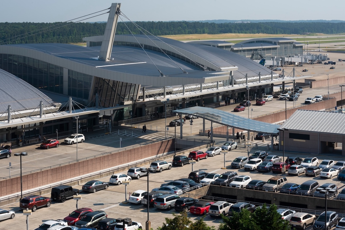 A distant view of Terminal 2 at Raleigh–Durham International Airport
