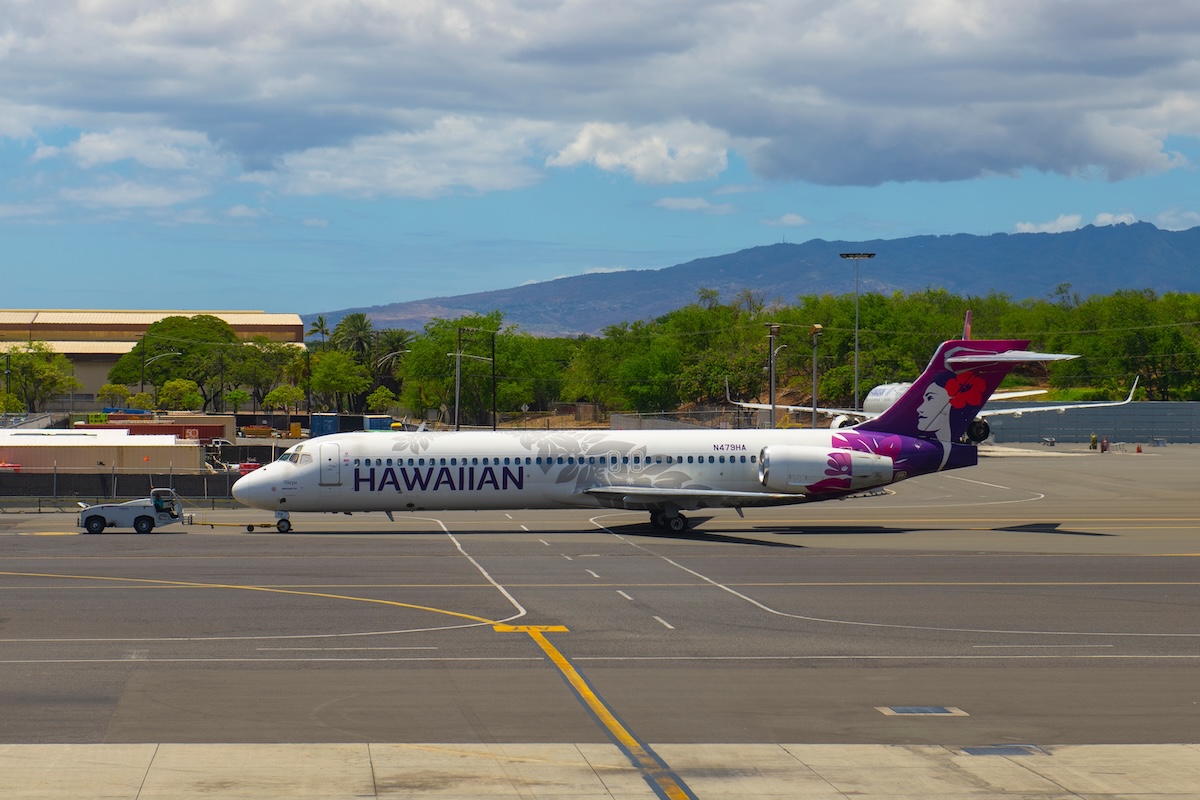 A Hawaiian Boeing 717