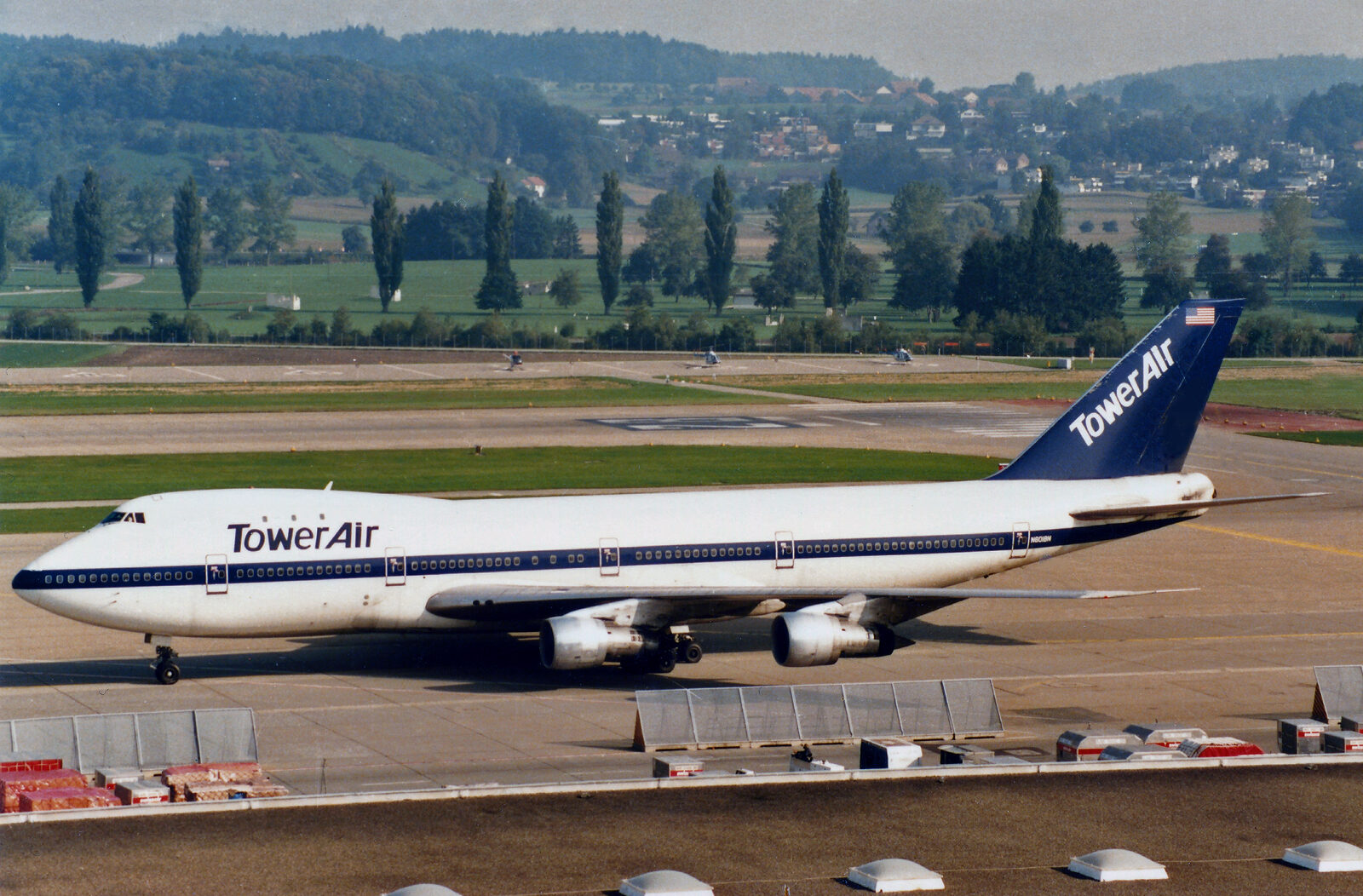 Tower Air 747