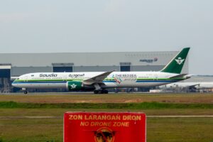 A Saudia Boeing 787 aircraft