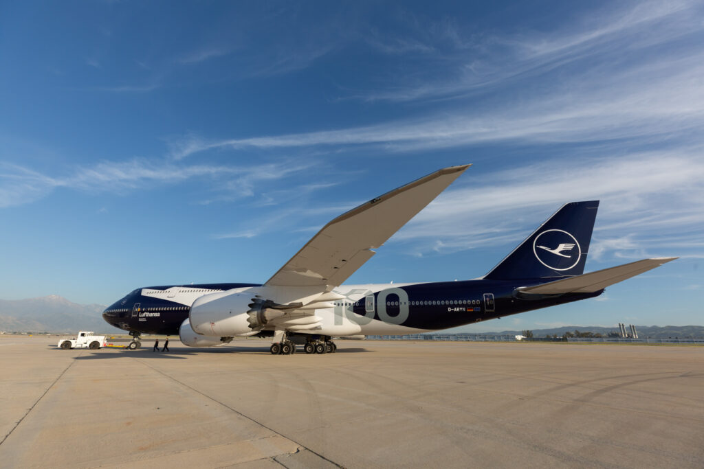 Lufthansa's 747 with its special livery. (Photo: Lufthansa)