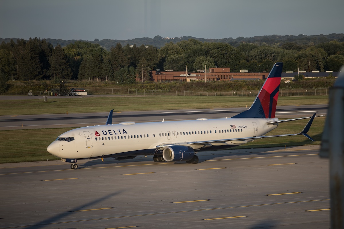 A Delta 737-900ER